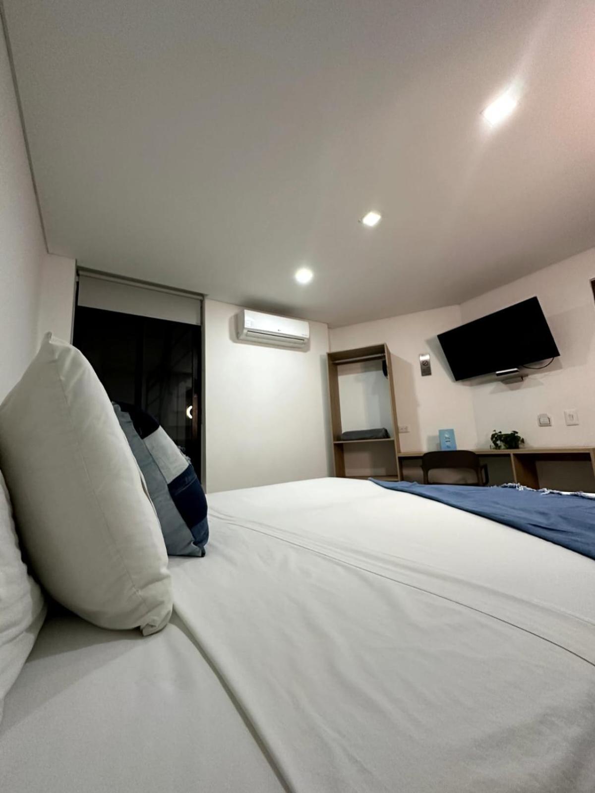 Hotel Zona Verde Medellin Bagian luar foto
