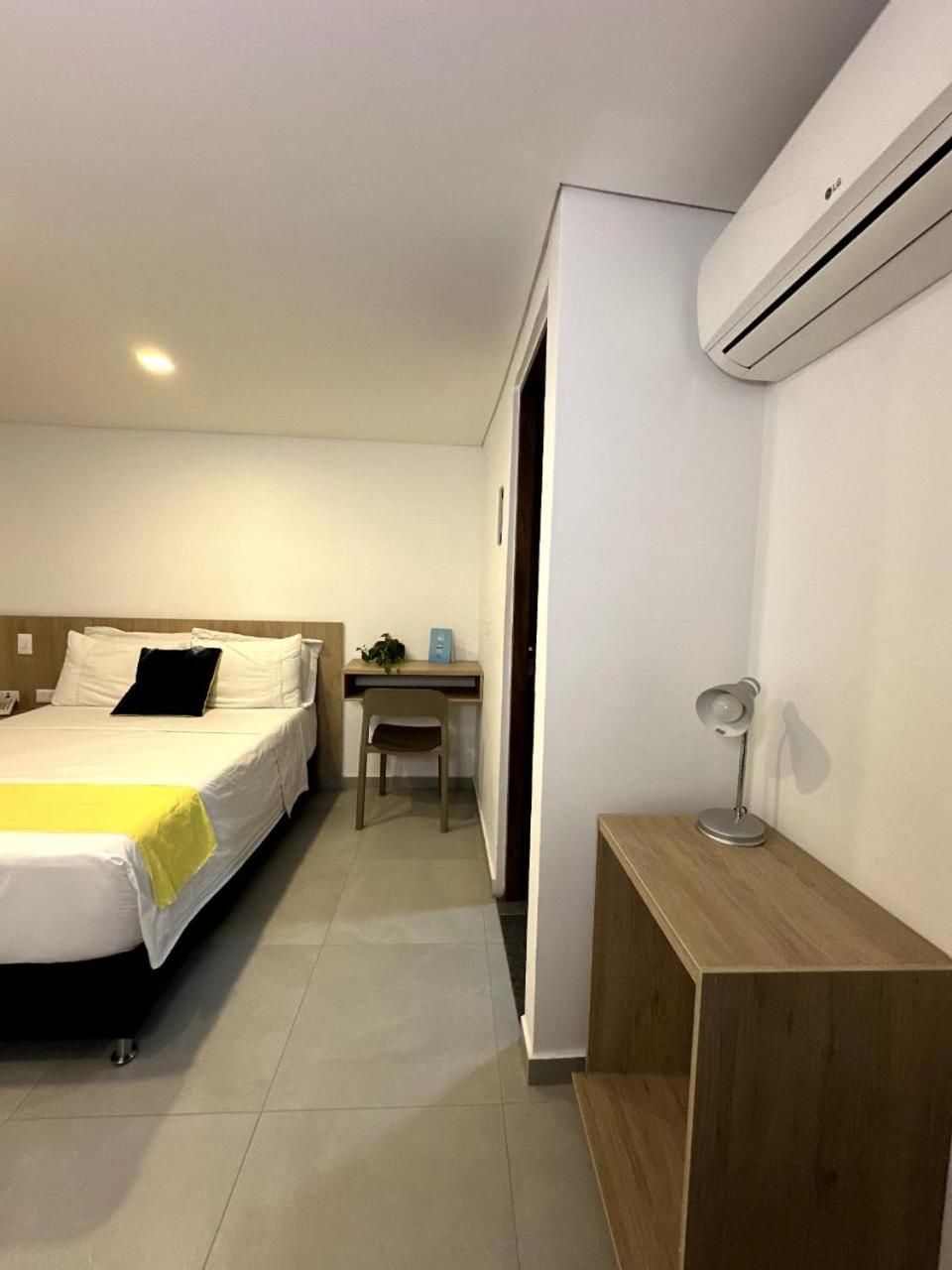 Hotel Zona Verde Medellin Bagian luar foto