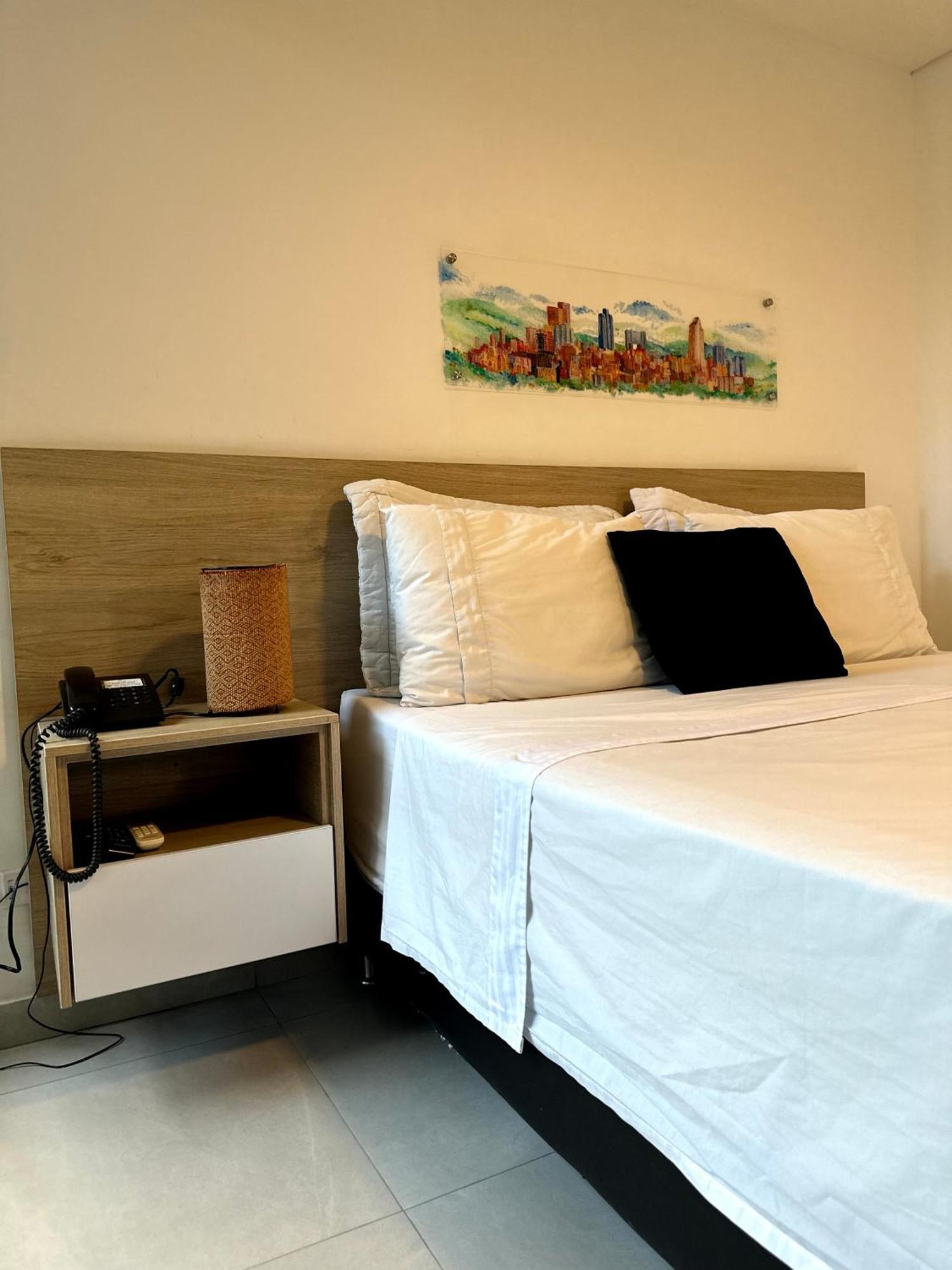 Hotel Zona Verde Medellin Bagian luar foto