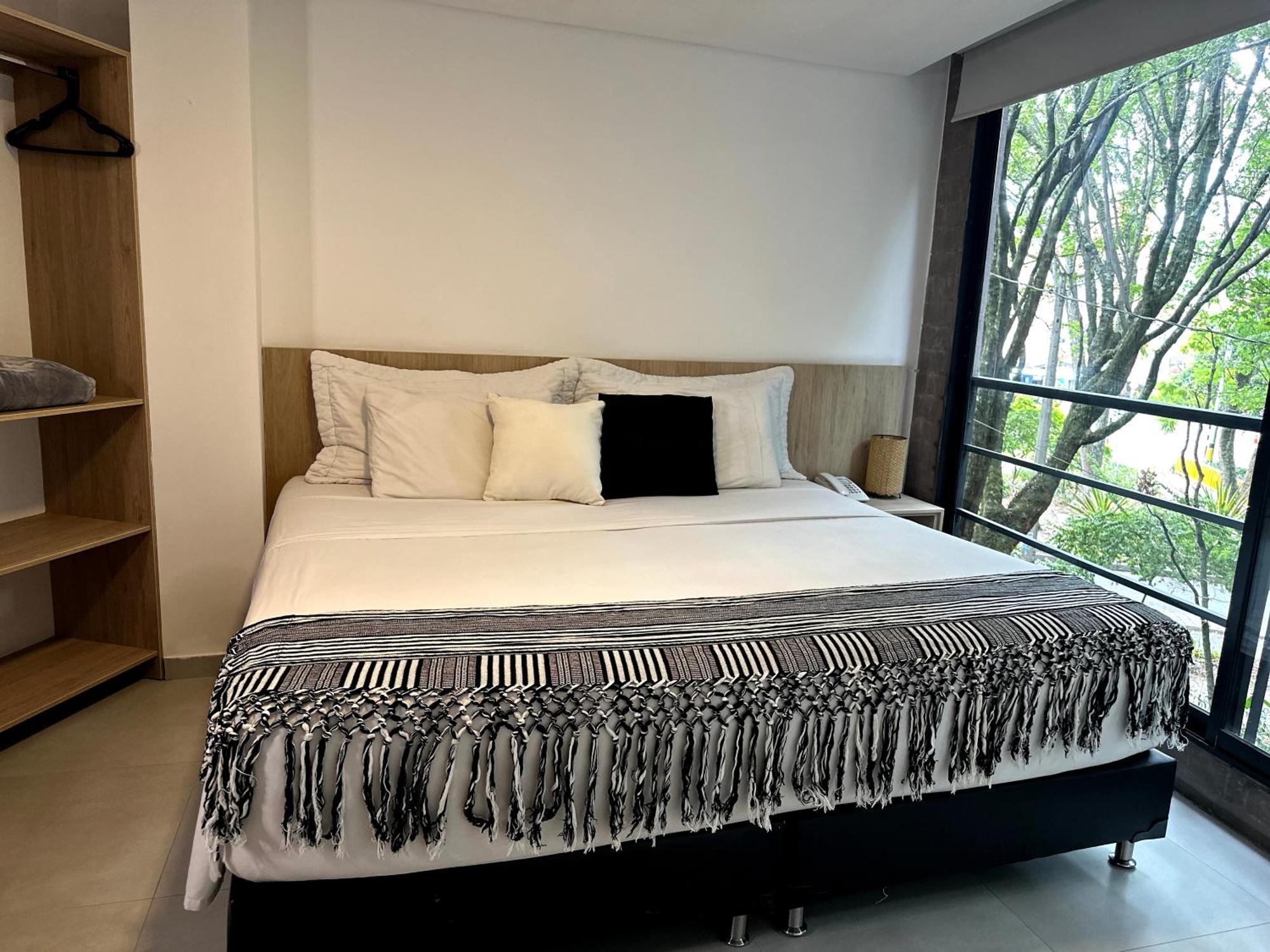 Hotel Zona Verde Medellin Bagian luar foto