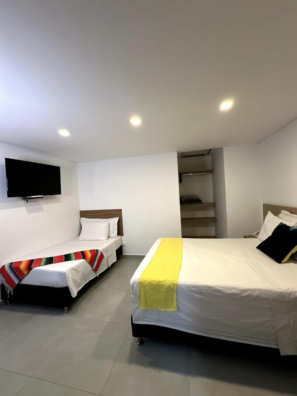 Hotel Zona Verde Medellin Bagian luar foto