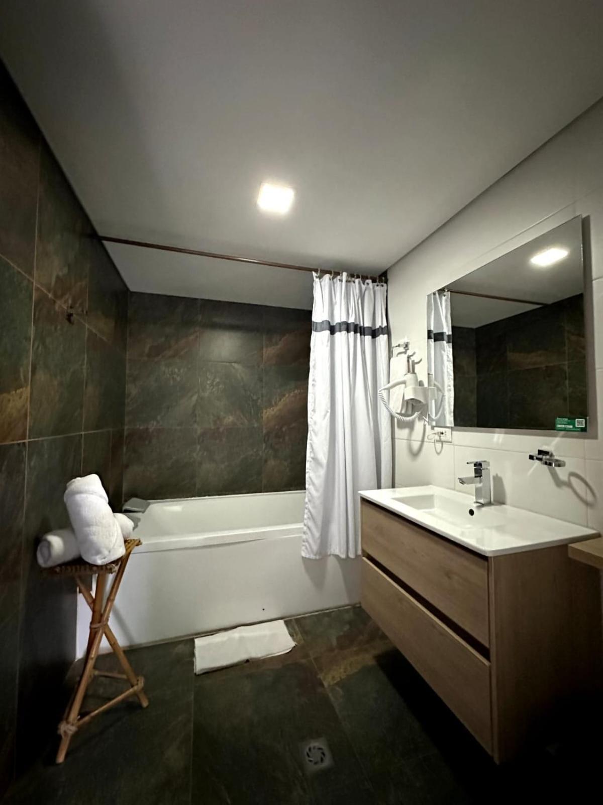 Hotel Zona Verde Medellin Bagian luar foto