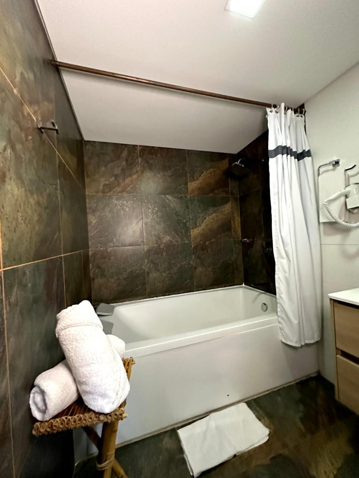 Hotel Zona Verde Medellin Bagian luar foto