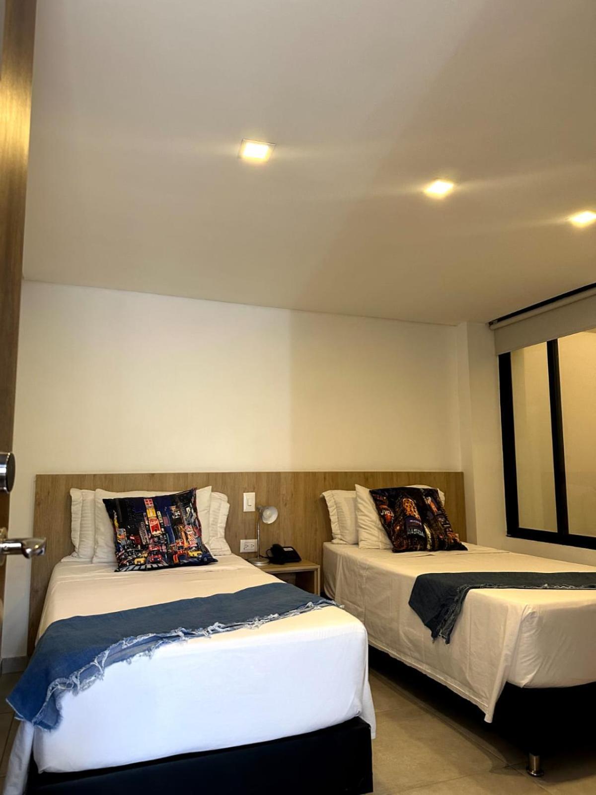 Hotel Zona Verde Medellin Bagian luar foto