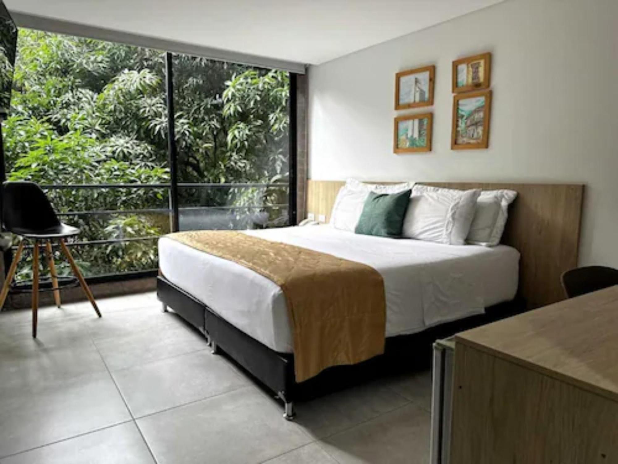 Hotel Zona Verde Medellin Bagian luar foto
